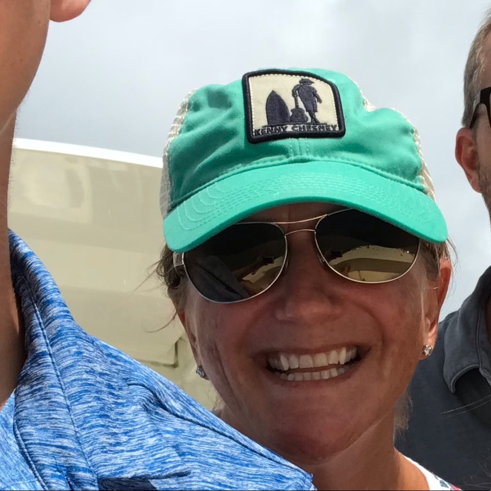 Meet your Posher, Liz